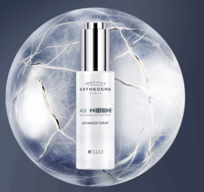  Age Proteom&trade;  S&eacute;rum de Longevidad Celular de Esthederm dentro de una C&eacute;lula transl&uacute;cida que simboliza la protecci&oacute;n del proteoma y la ciencia del Well Aging.